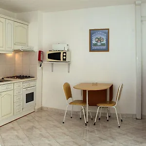 https://kings-apartments.hotelaalgarve.com