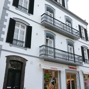 edificio-charles-103.madeira-islandshotels.com/